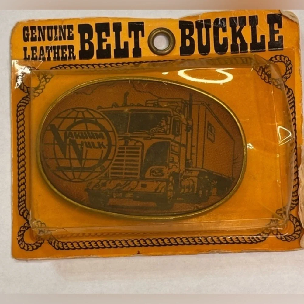 NWT 70s Genuine Leather/Brass Belt Buckle with Trucker Design